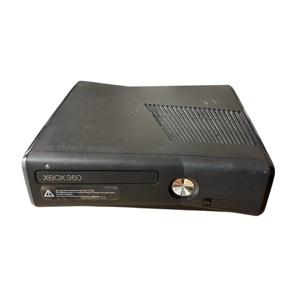Xbox 360 S Slim Black (Model 1439) Console Only 4GB Untested No Power Chord - Picture 1 of 10